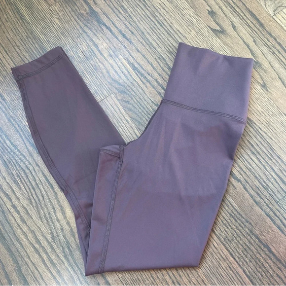 Yogalicious Leggings - Picture 1 of 6
